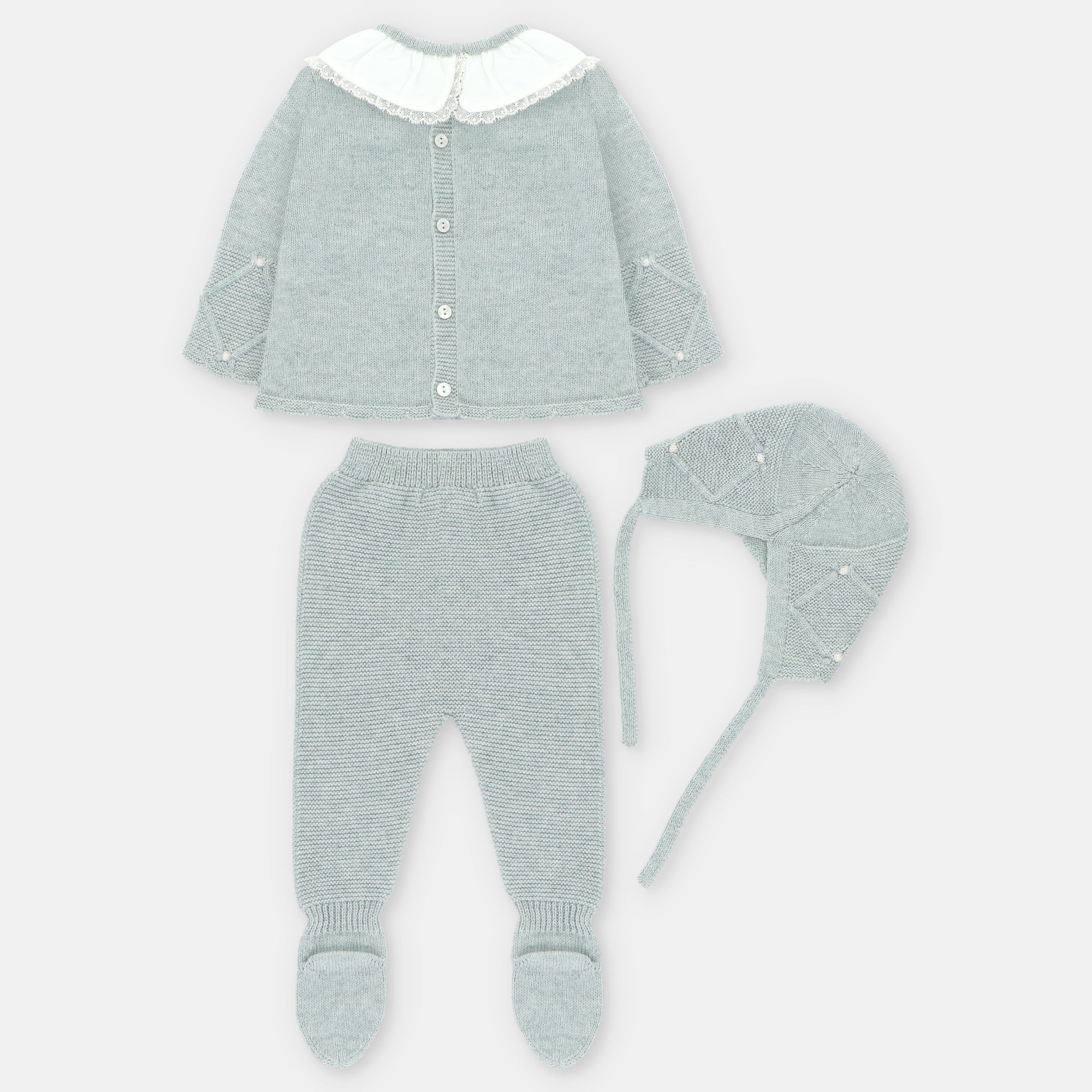 Primera Puesta con Bonnet en Verde Claro