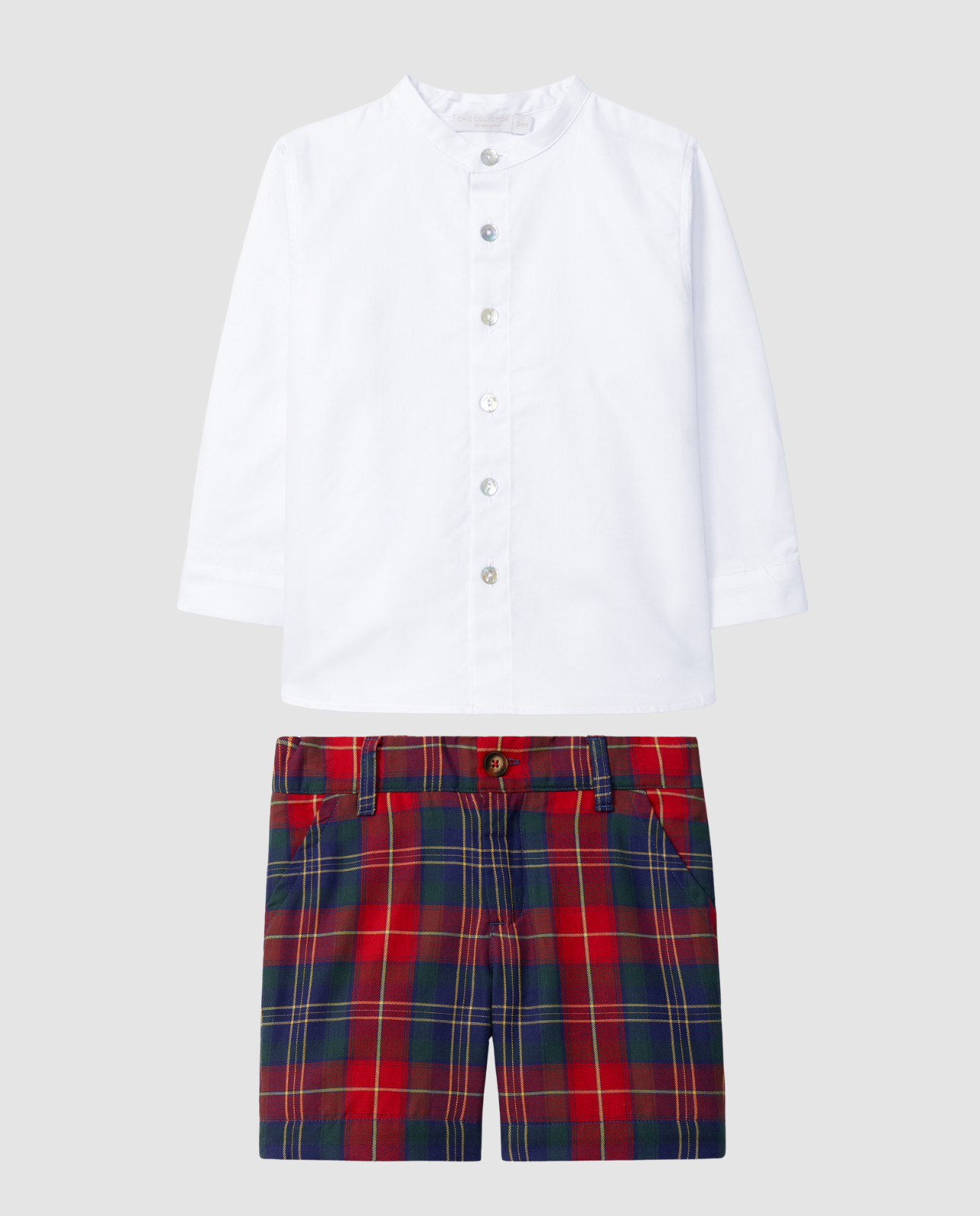 Conjunto Short de cuadros y Camisa Blanca