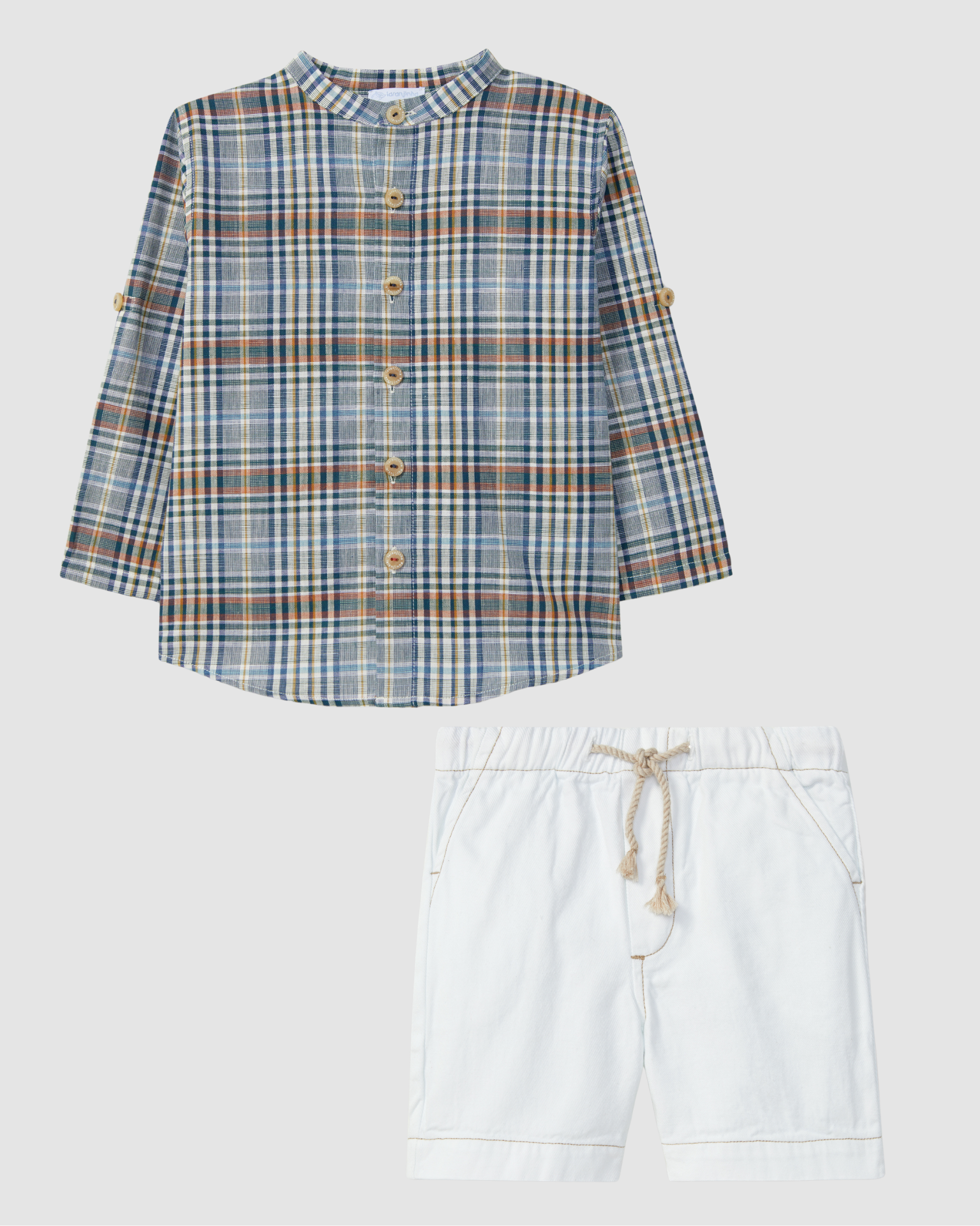 Mandarin collar checked shirt and Twill shorts with contrast colour details