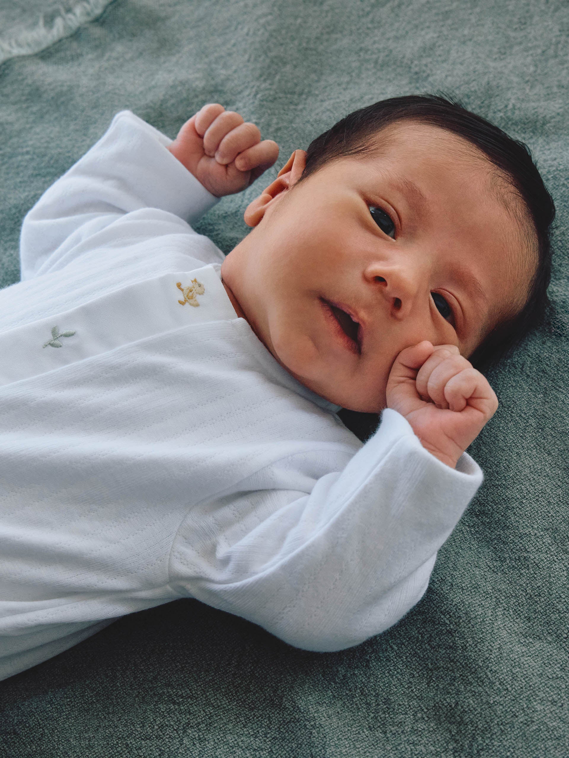 Babygrow in organic cotton with embroidered detail