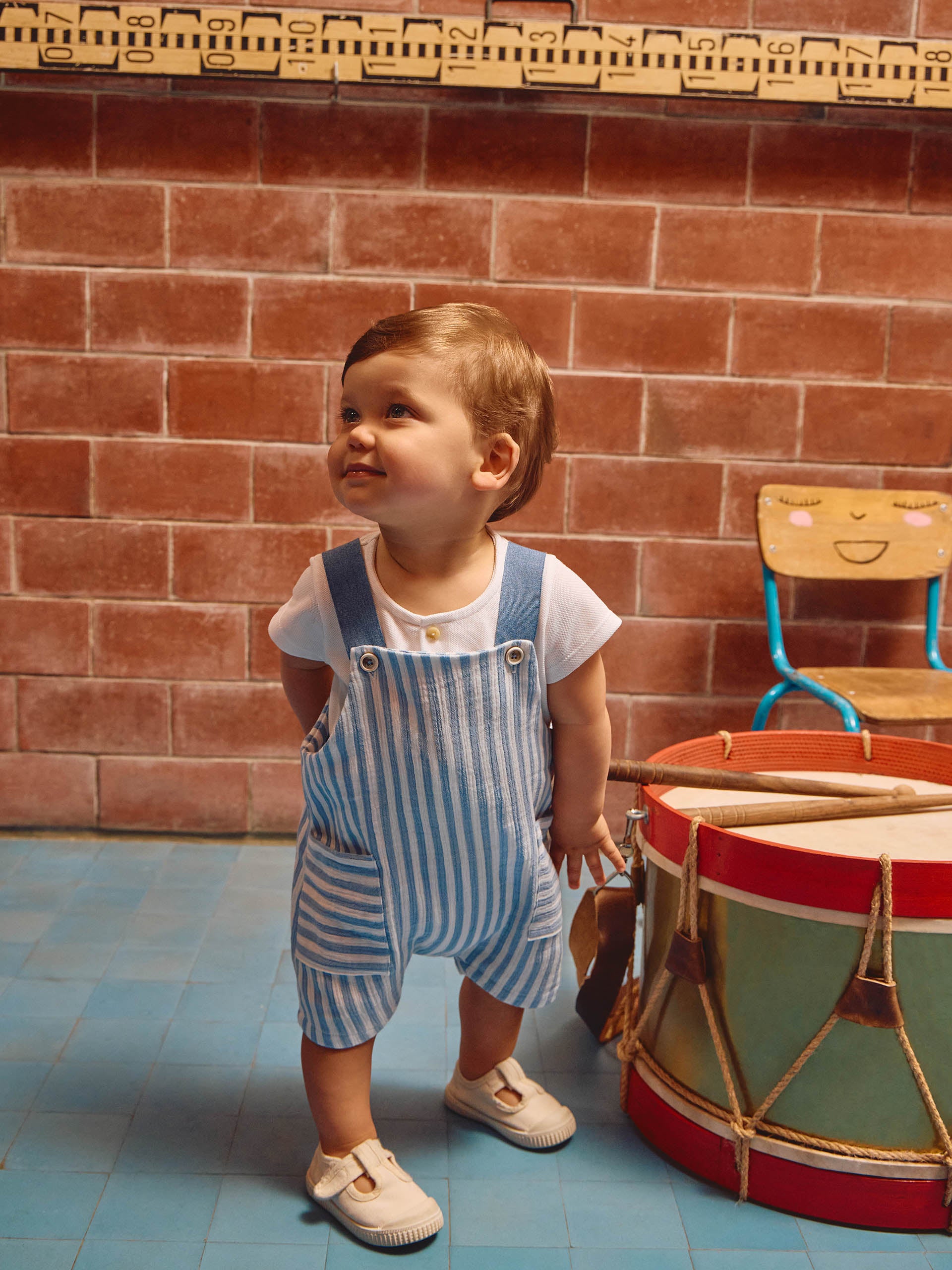 TStriped gauze dungaree shorts