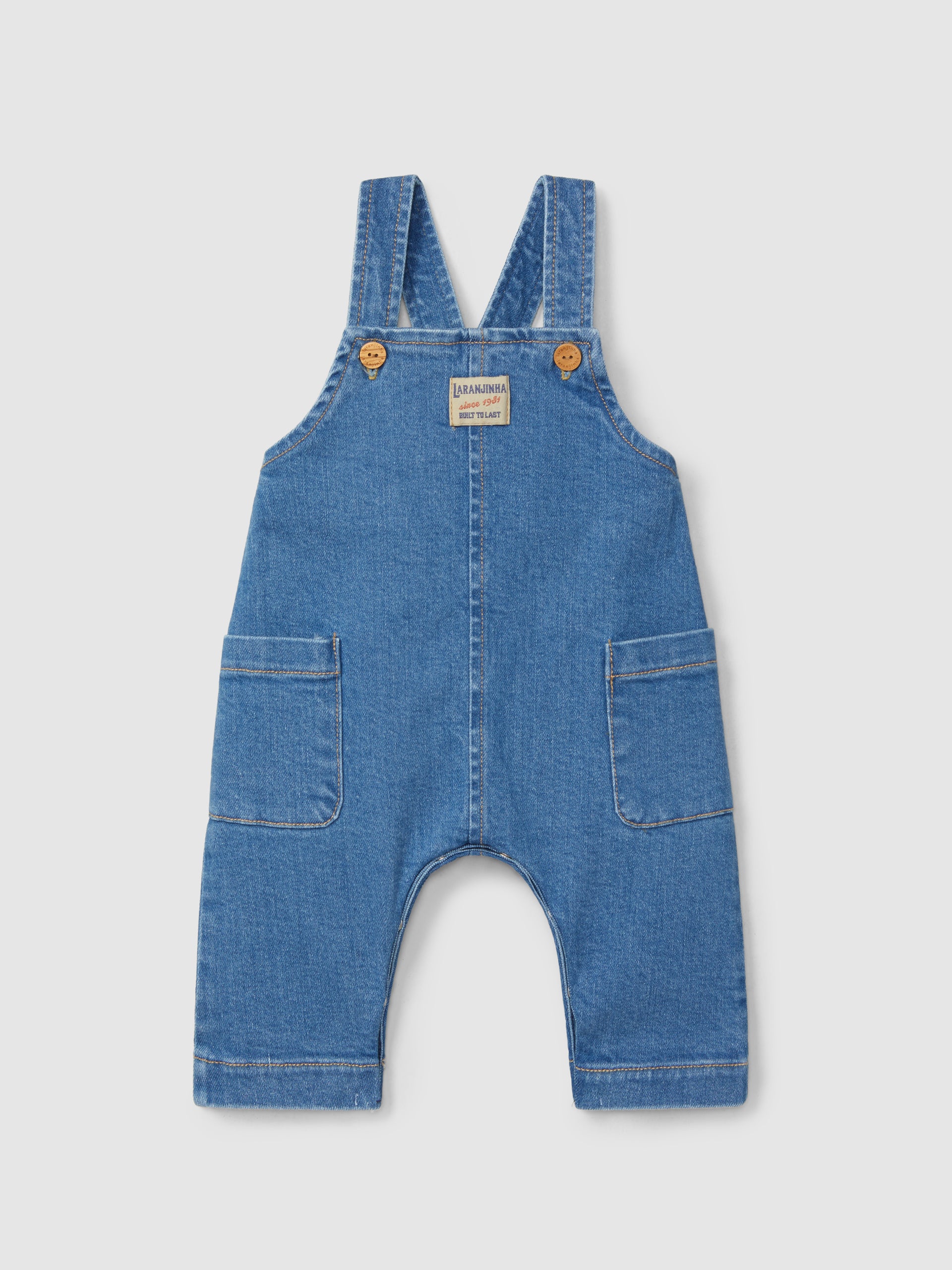 Conjunto Peto Denim Boy y Camisa Naranja