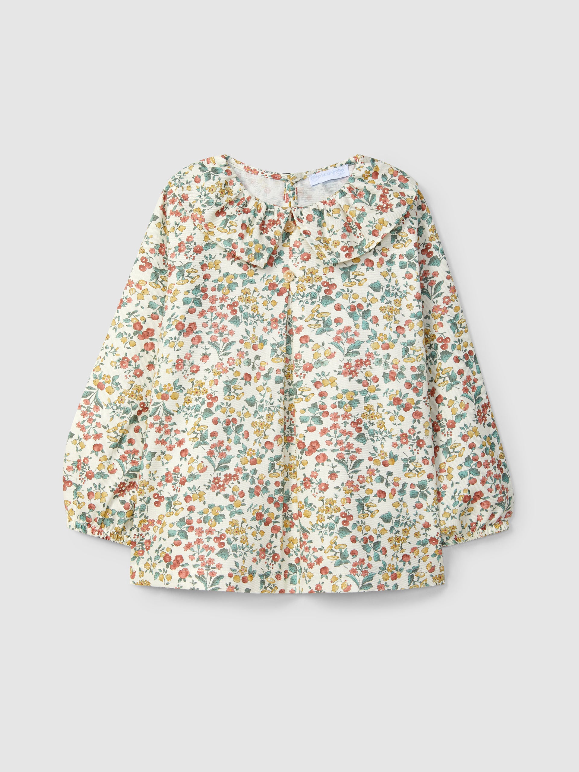 Falda Coral y Camisa Flores