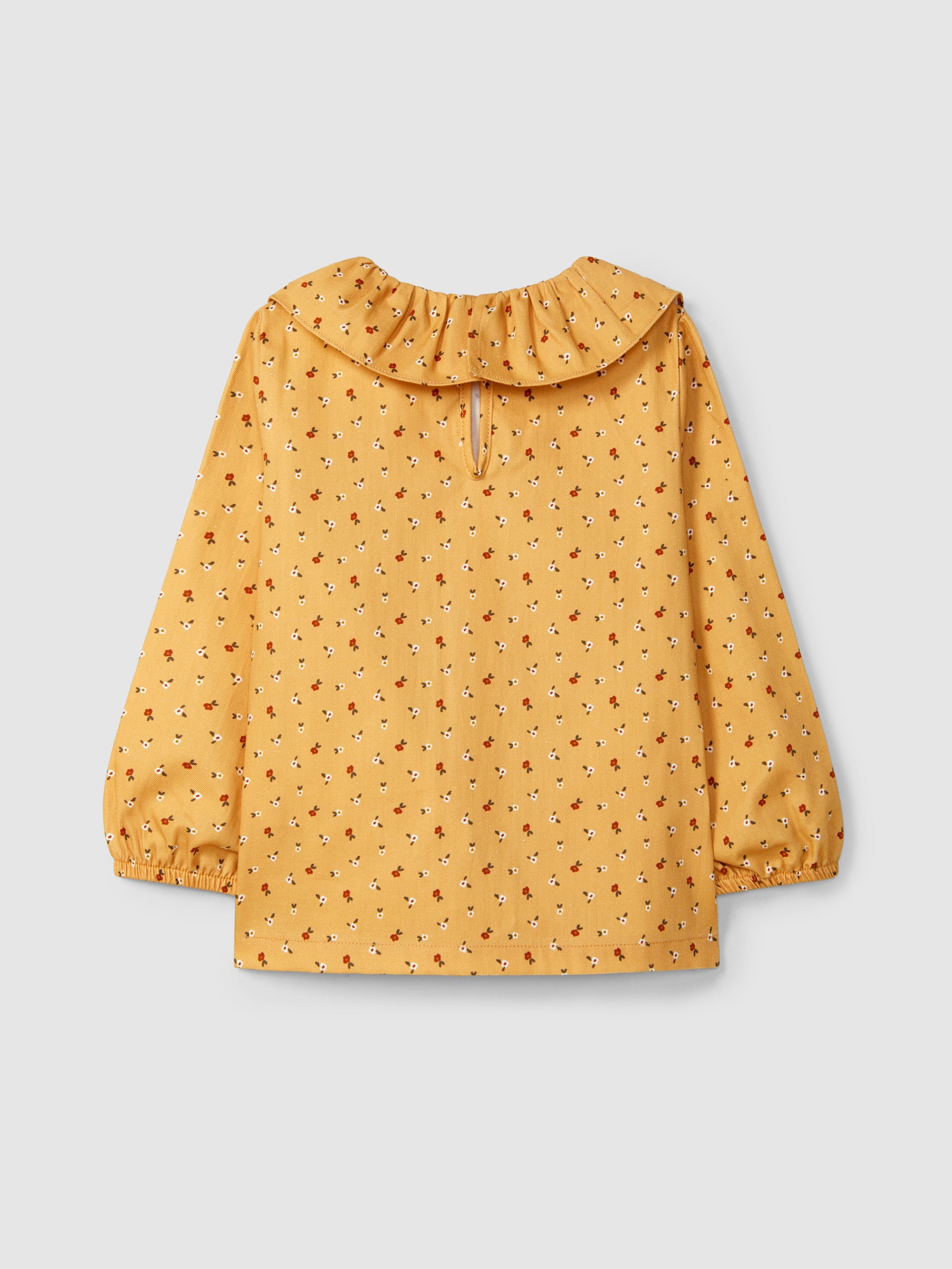 Falda Peto Vaquera con Camisa Amarilla