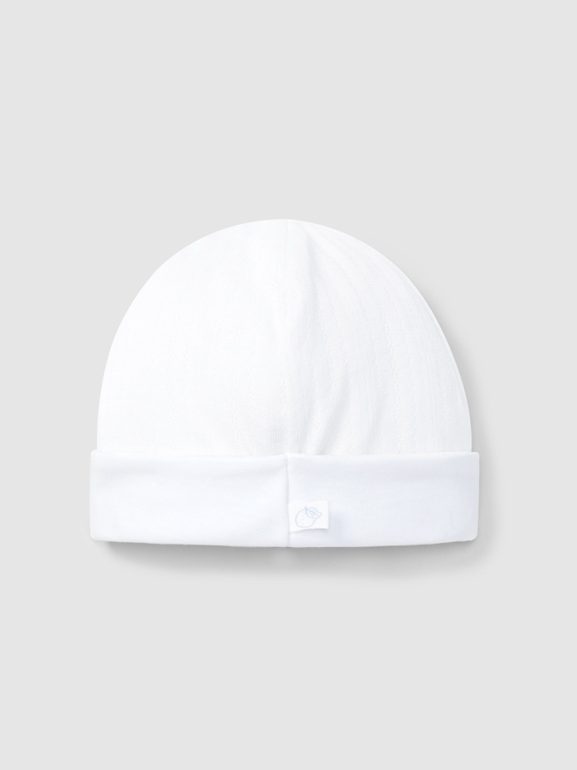 Organic cotton beanie with embroidered detail