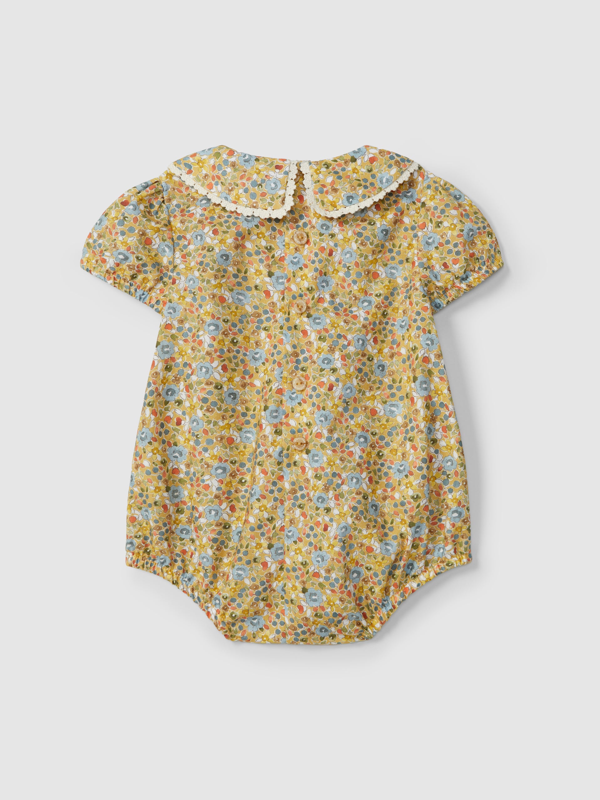 Shortie flowers with crochet lace detail