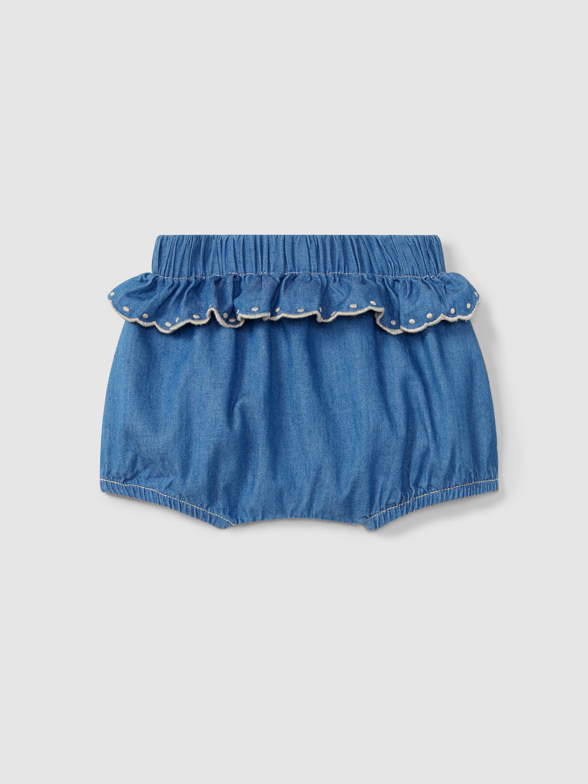 Floral print seersucker blouse and Thin denim pull-up shorts with embroidered details