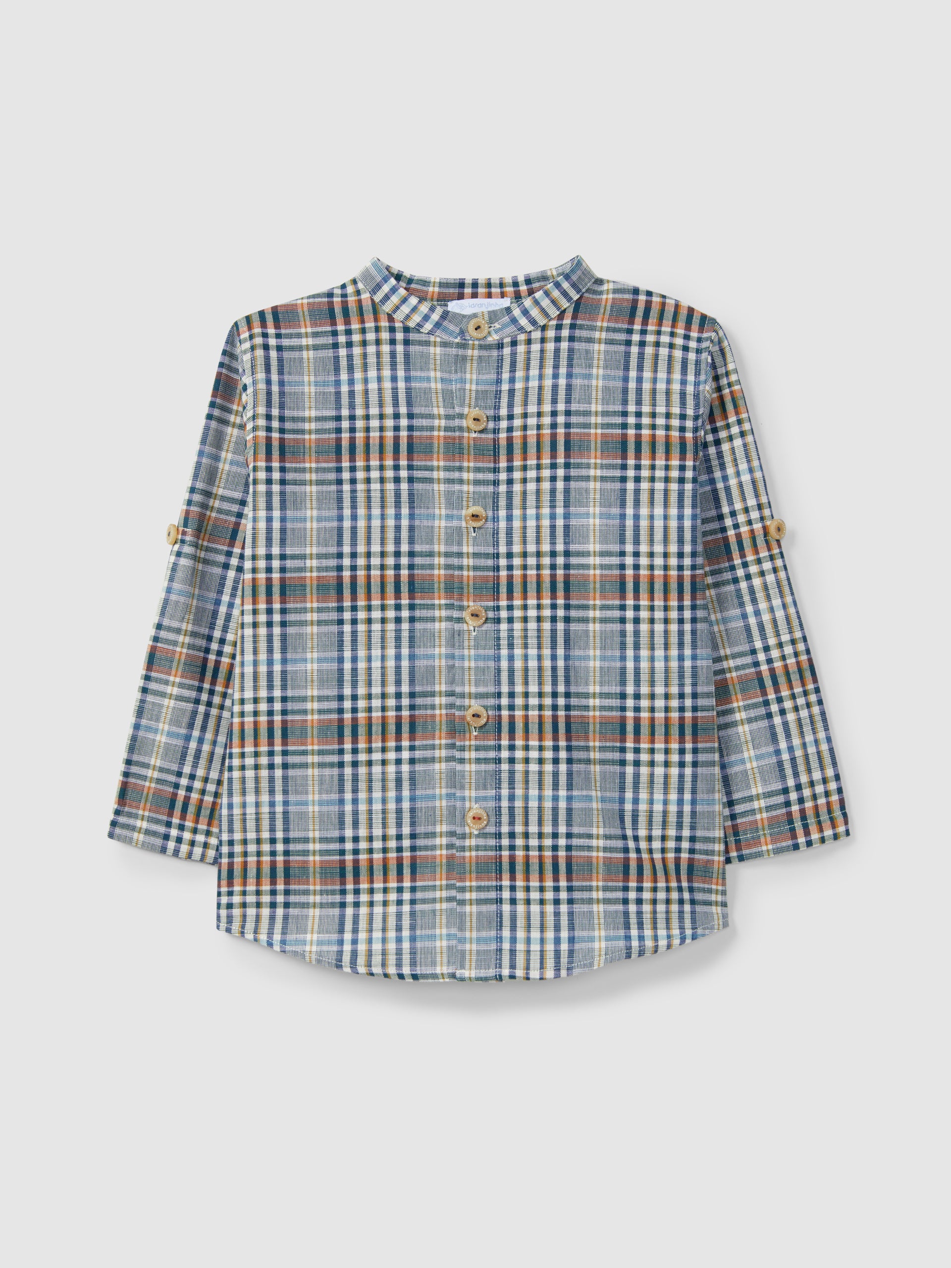 Mandarin collar checked shirt and Twill shorts with contrast colour details