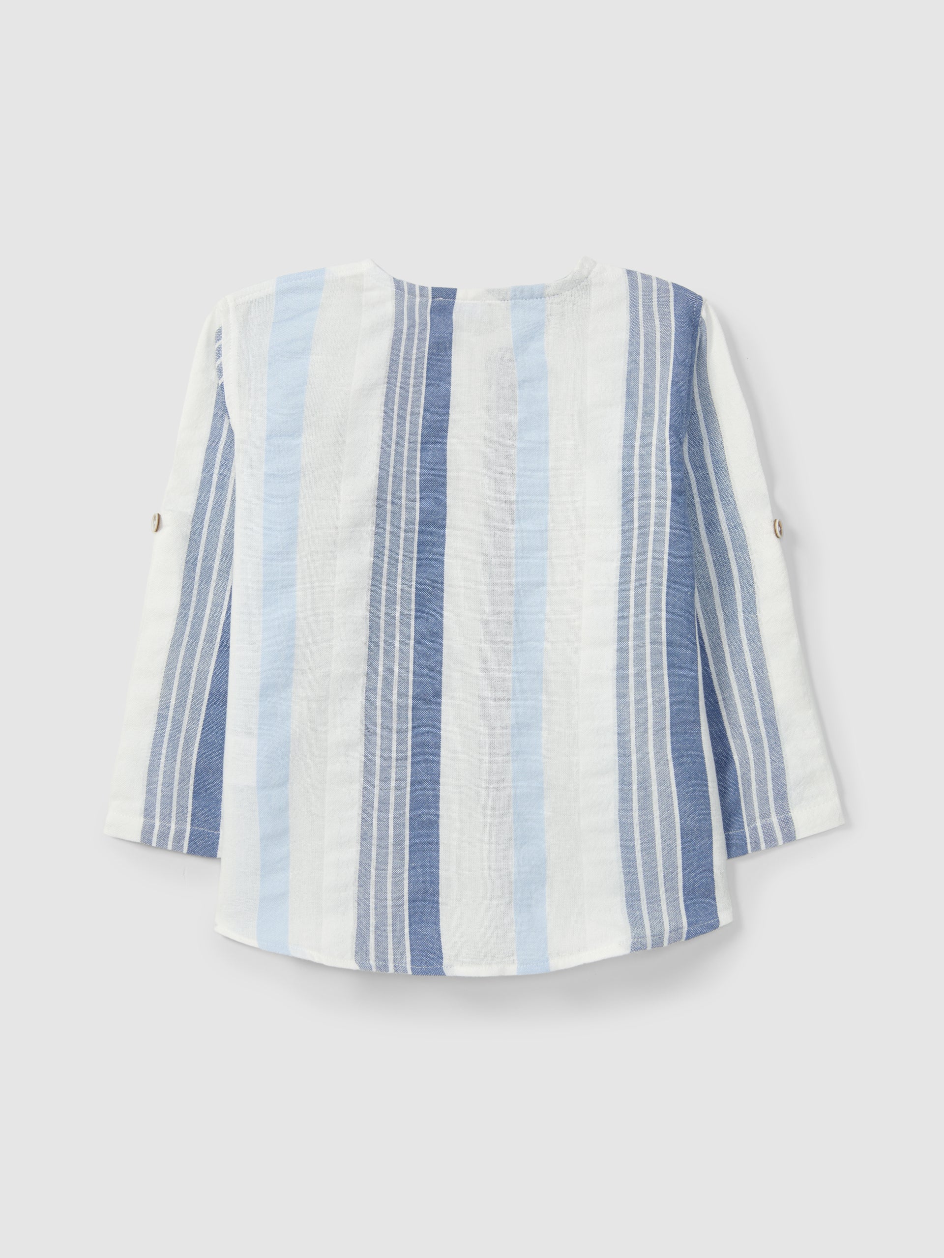 Shirt in mandarin collar textured striped fabric and Thin denim three-pocket pull-up shorts