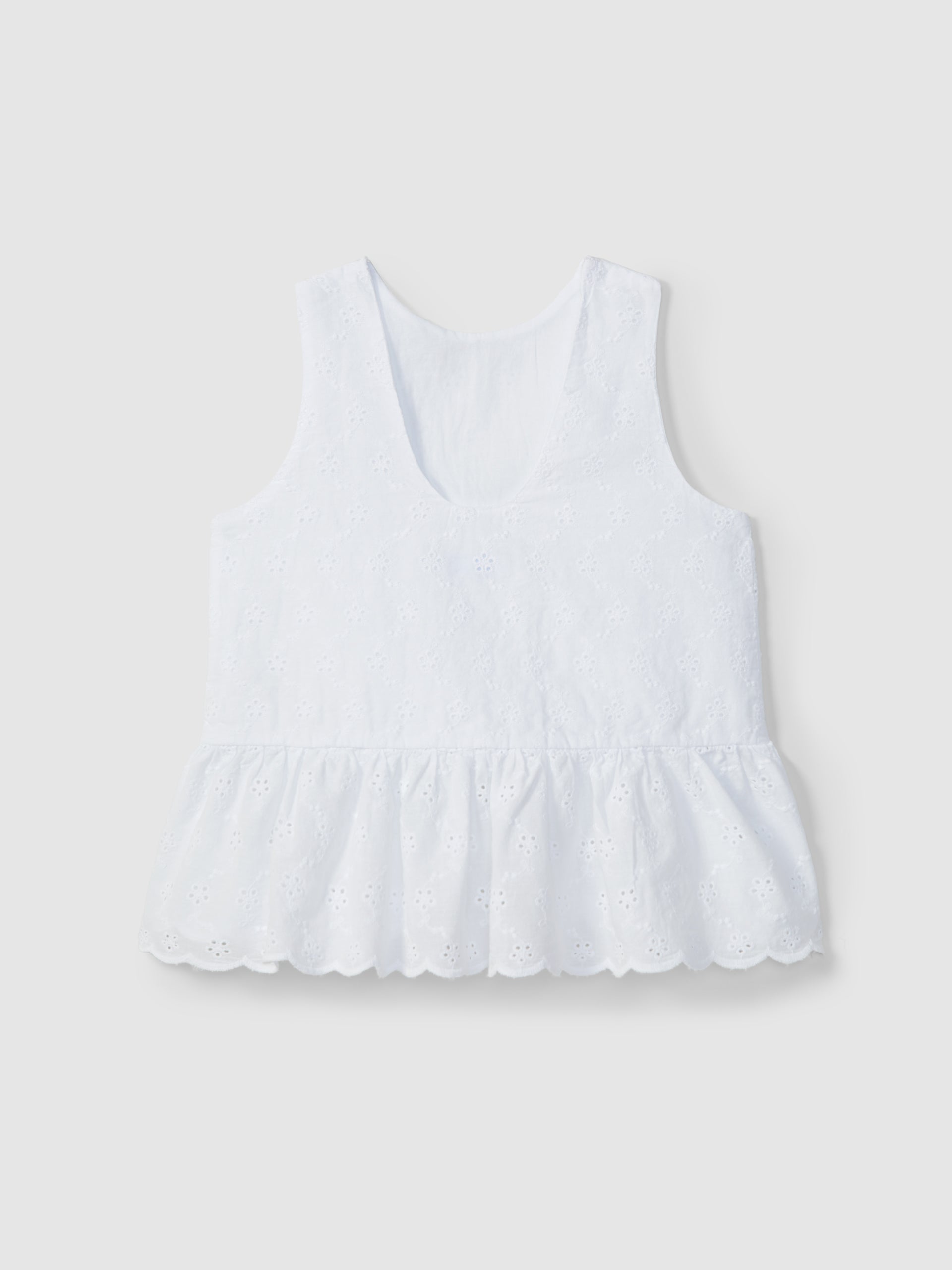 Top in English embroidery and twill pull up shorts